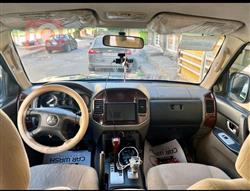 ميتسوبيشي باجيرو